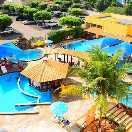 Flat Para Temporada Perto Singapura Shopping Com 7 Piscinas, Bar Molhado, Restaurante - A 3 Min Centro De Caldas Novas! Ngoại thất bức ảnh