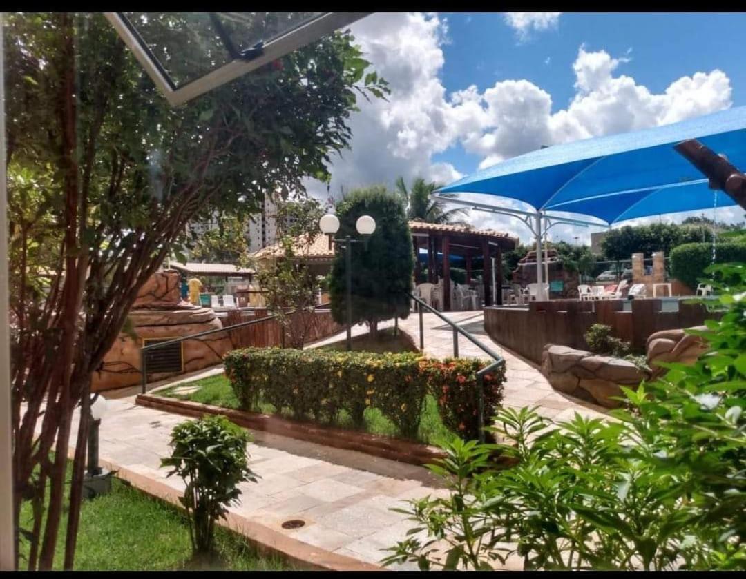 Flat Para Temporada Perto Singapura Shopping Com 7 Piscinas, Bar Molhado, Restaurante - A 3 Min Centro De Caldas Novas! Ngoại thất bức ảnh